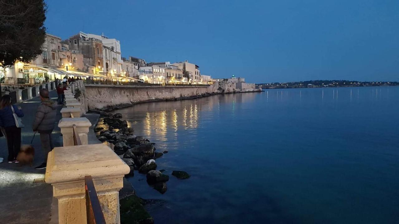 Ortigia Porta Del Mare Apartment Syracuse Exterior foto